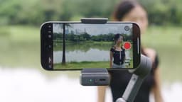 DJI Osmo Mobile 8 Gimbal Stabilizer for Phone, AI Native Tracking with Audio & Lighting, 360° Pan Rotation, Built-in Extension Rod & Tripod, 10h Battery, Extension Rod, Robust 3-Axis Stabilization