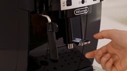 De'Longhi Magnifica S, Automatic Bean to Cup Coffee Machine, Espresso and Cappuccino Maker, ECAM22.110.B, Black