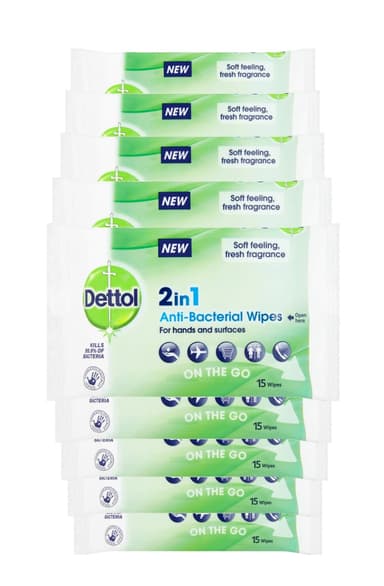 Dettol Antibacterial Hand Wipes, Fresh Scented, 135 Wipes (15 x 9pck) Antiseptic, Disinfectant, Travel Hygiene, First Aid Essential, Biodegradable